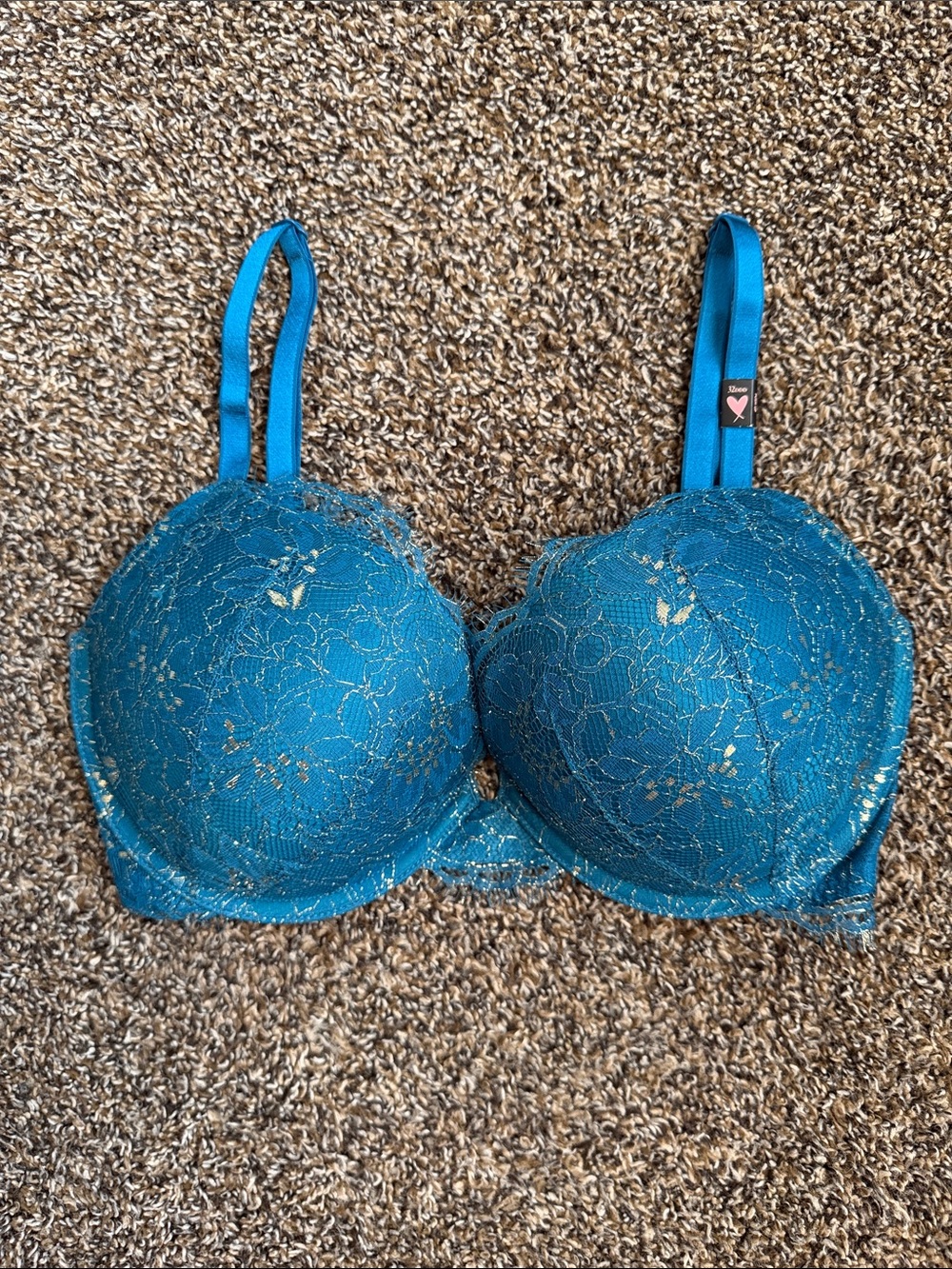 NWT Victoria’s Secret Bra 32DDD